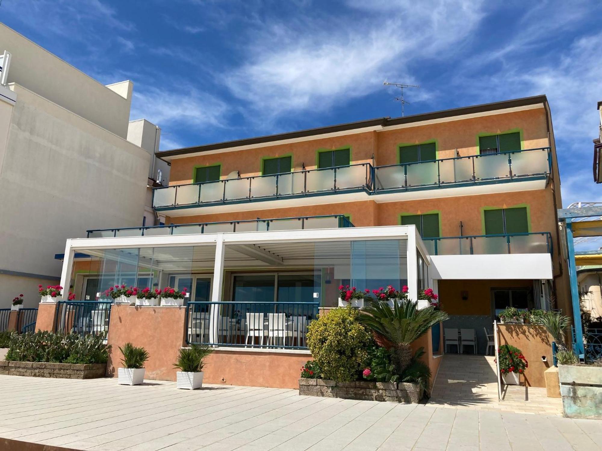 Hotel Giacomazzo Caorle Eksteriør bilde