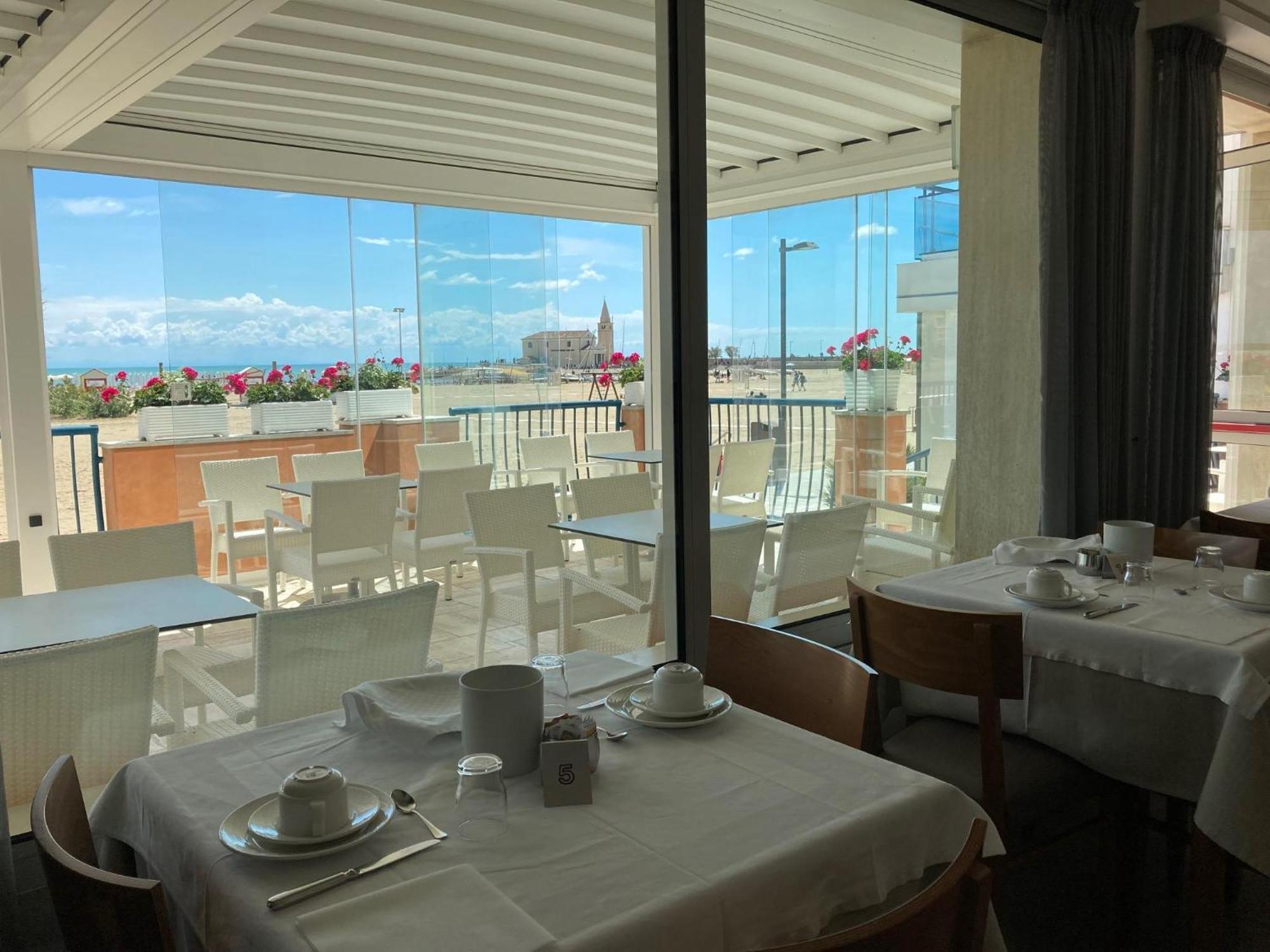 Hotel Giacomazzo Caorle Eksteriør bilde