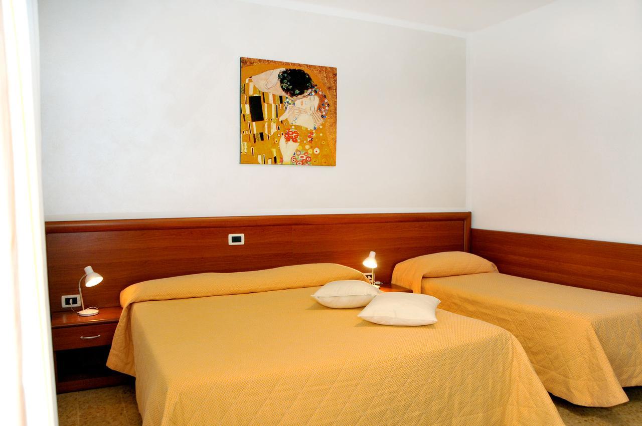 Hotel Giacomazzo Caorle Eksteriør bilde