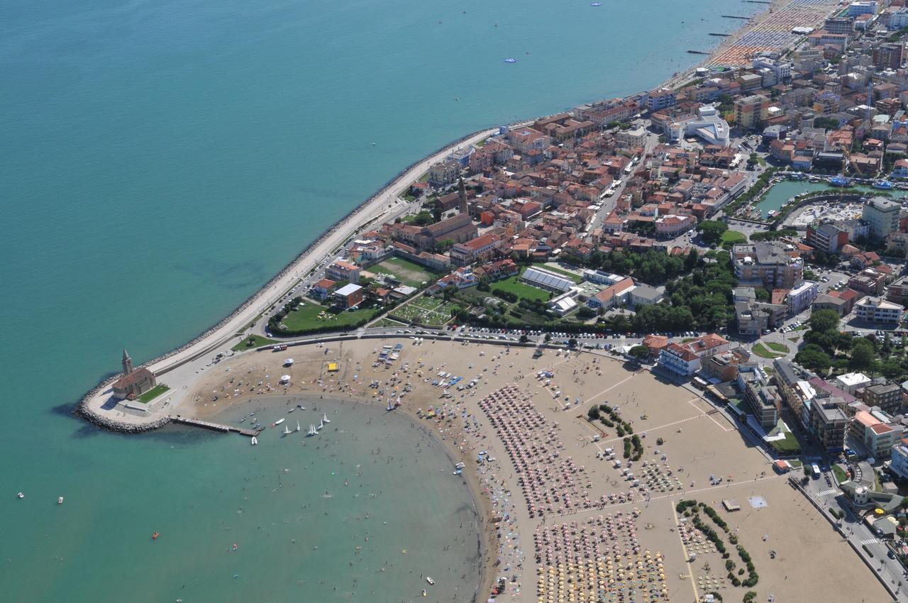 Hotel Giacomazzo Caorle Eksteriør bilde