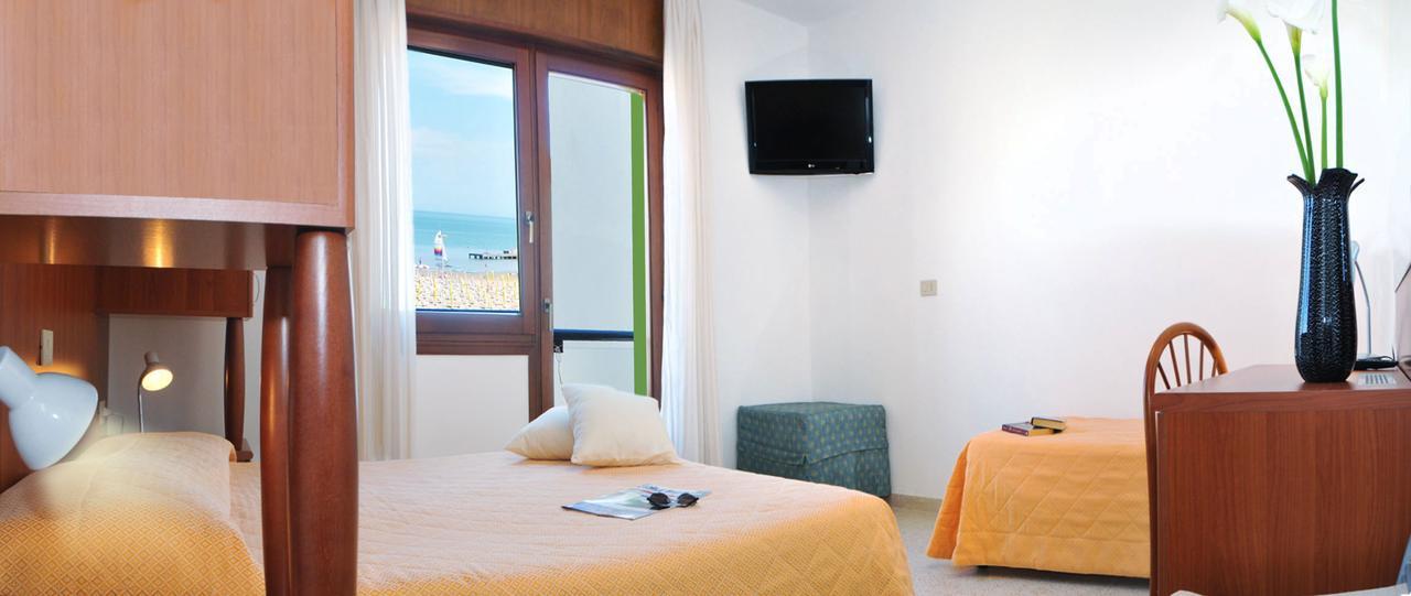 Hotel Giacomazzo Caorle Eksteriør bilde